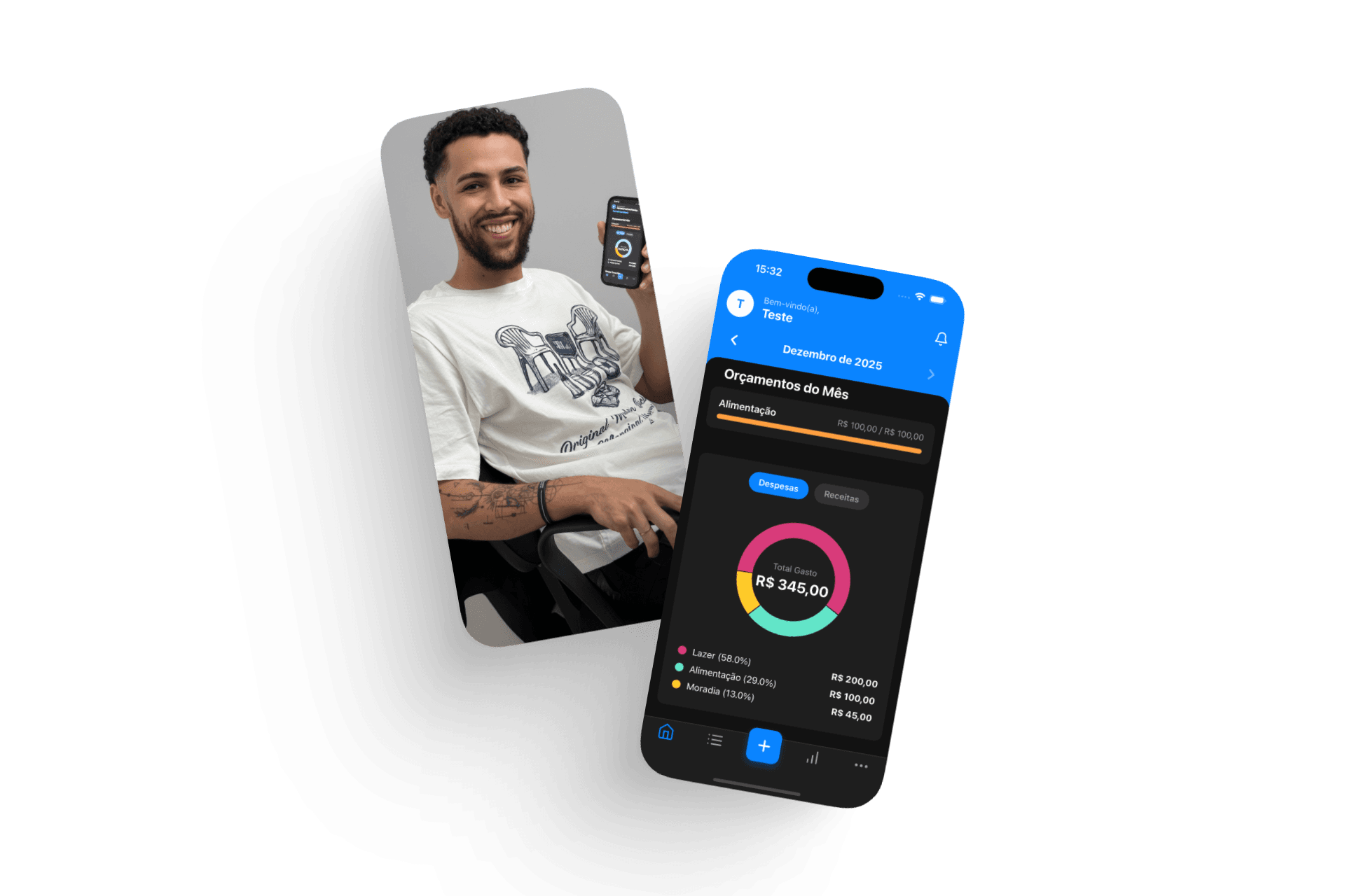 Pessoa feliz usando o aplicativo ProsperTechFin